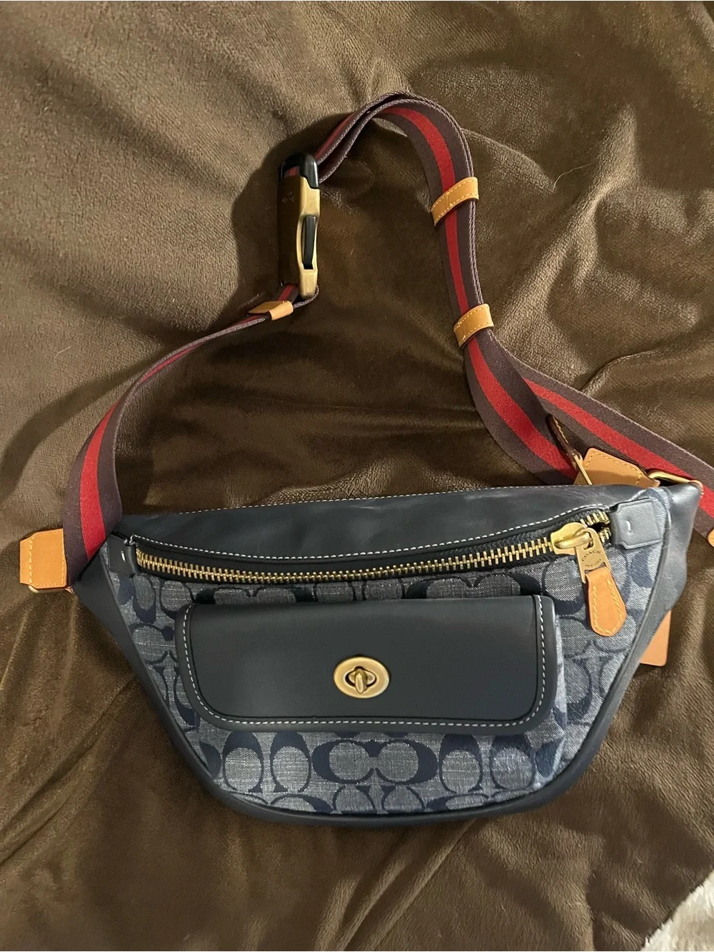 Coach Signature Belt Bag / Crossbody - Picture 1 of 6